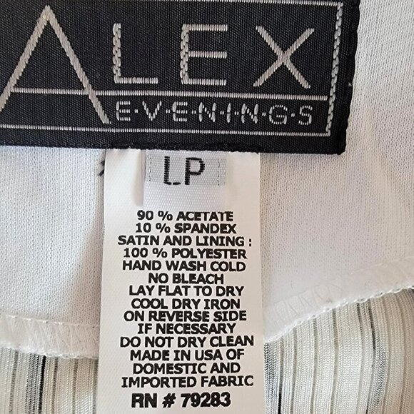 Alex Evenings Long Sleeve Zippered Sequined Black & White Evening Jacket - Picture 6 of 7